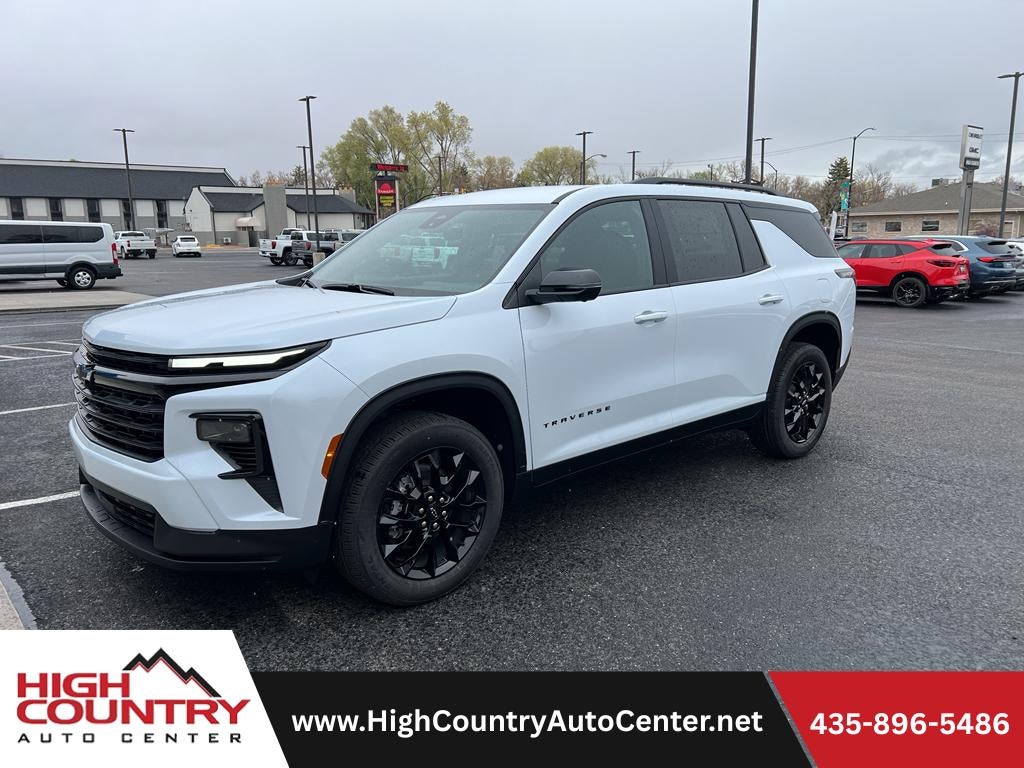 2026 Chevrolet Traverse LT in Polar White Tricoat — front three-quarter view
