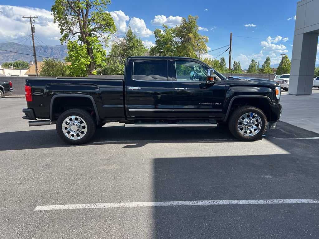 2019 GMC Sierra 2500 HD — rear three-quarter view